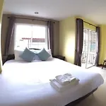 Baan Yooyen